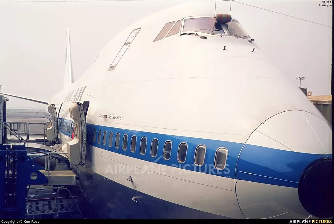 从战略运输机到巨型珍宝客机，波音747空中女王诞生记｜老照片 - 44