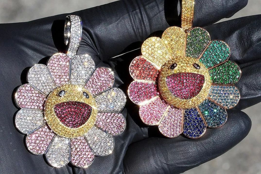 Kylie生日收获千万钻石项链，嘻哈圈对珠宝到底有什么执念？ - 24