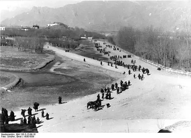 1938年，希特勒派人到西藏寻找日耳曼人祖先，留下了这组珍贵照片 - 20
