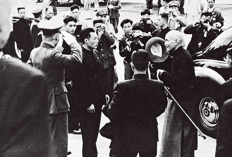 蒋介石的第三次下野：“不是因为共产党，而是本党中的某一派系” - 7