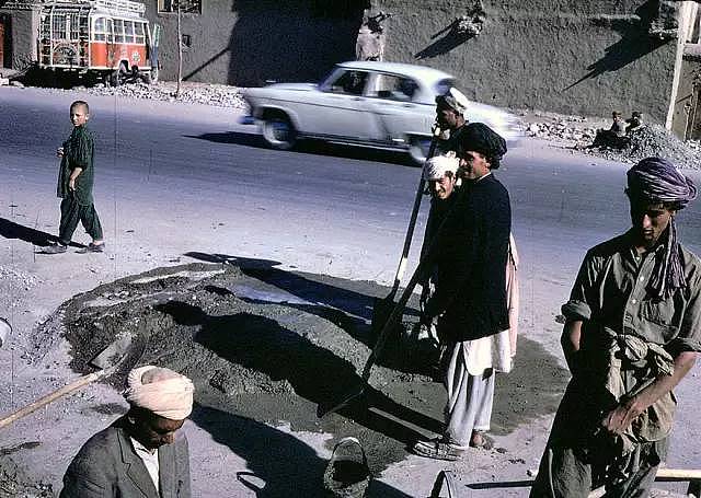 1960年代的阿富汗：没有扛枪少年、人肉炸弹，更没有仇恨... - 57