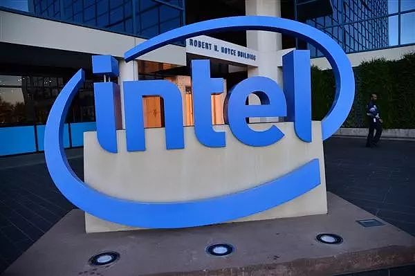Intel公布财报，依然强势 - 4