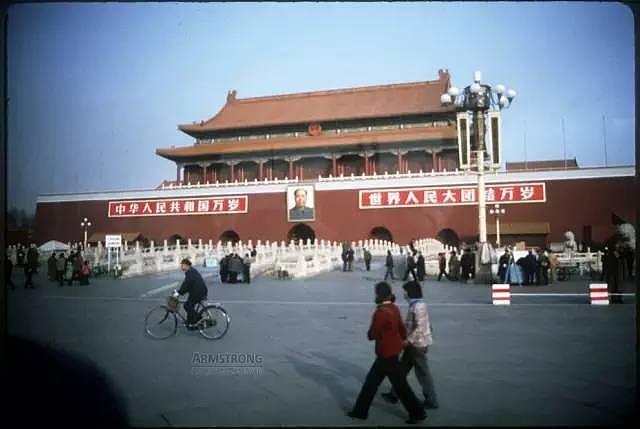 36年前一对美国夫妻，拍了1600多张中国旅游照，看哭了所有人…… - 54