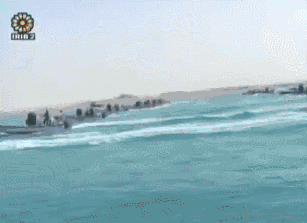 群殴航母？中国56艘无人艇编队现身南海，画面太震撼了 - 9