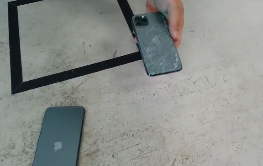iPhone 11首批用户上手体验曝光：除了耐摔，其它全是缺点？！ - 24