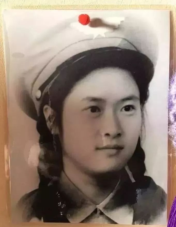 杭州89岁白发姑娘卖房环游世界，90后刷屏点赞：真希望我老了也能这么酷！ - 12