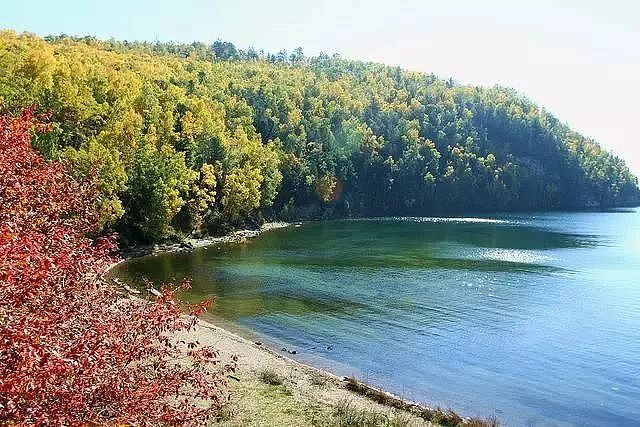 贝加尔湖畔的秋天竟然比冬天还美10倍！错过要再等一年！ - 7