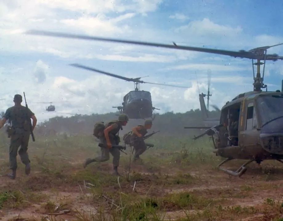 30对1300的悬殊对比 ，越南特工决死突击美军雷达站如何得手？ - 16