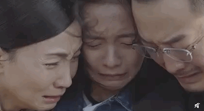让人流泪的《小欢喜》和《都挺好》，是真实到窒息的中国式乐观 - 12