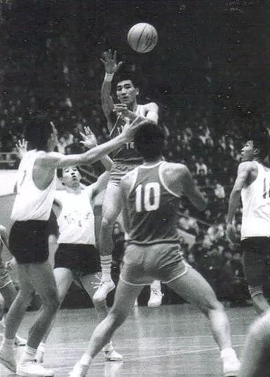 中国篮球，70年70人 - 33