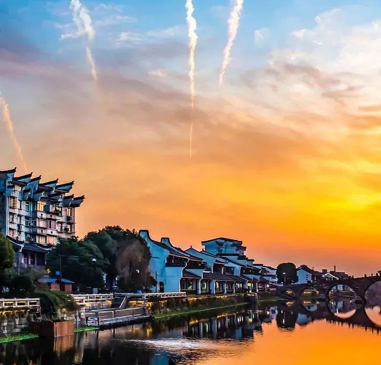 世界最美的40个小镇，丽江凤凰没上榜，中国上榜的竟是它们… - 27