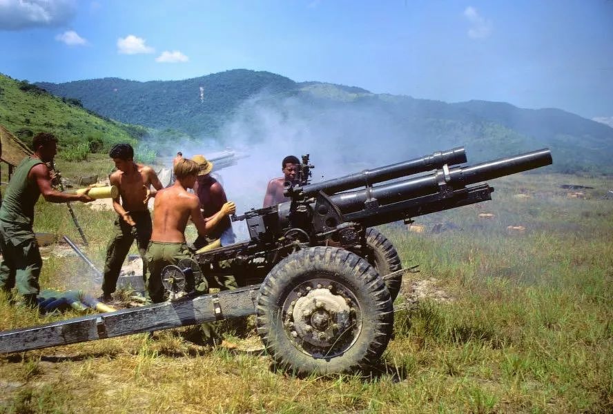 和中国107火箭炮对着轰：越战美军士兵设计出蜂巢火箭炮 - 3