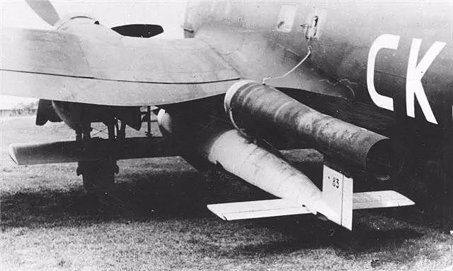 二战德军教练机装上铁拳火箭筒，美军侦察机装上巴祖卡｜老照片 - 10
