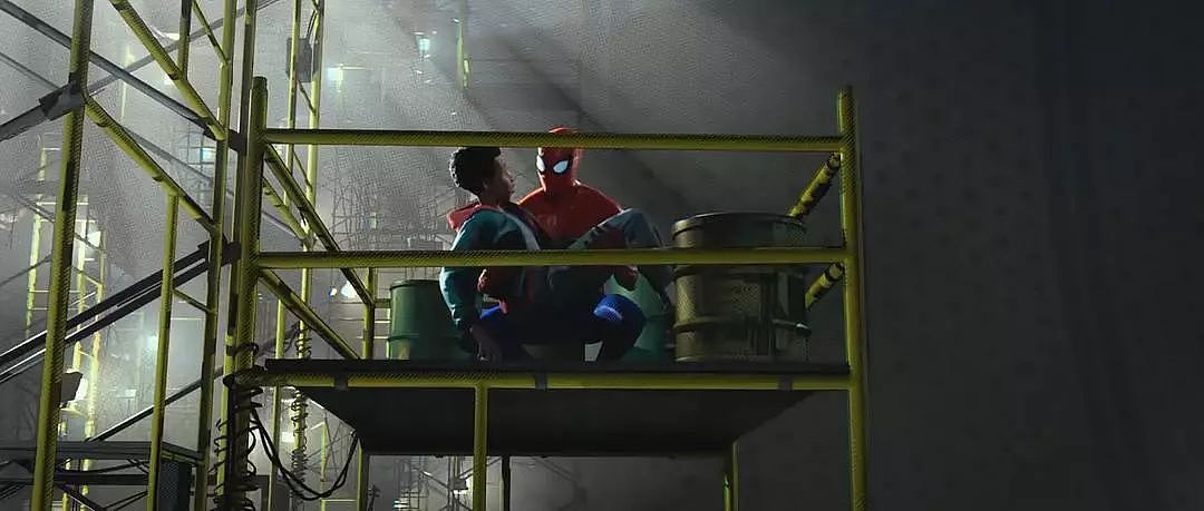 6位蜘蛛侠一次性同框，能在电影院里看漫画简直太酷了！ - 18