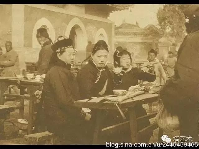 一组老照片，看100年来中国人都怎么过年？还是过去过年有规矩，有年味！ - 13