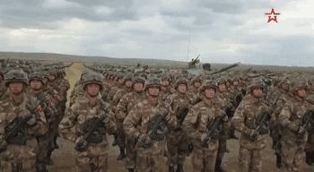 霸气！中国参加俄军三十年来最大规模军演，钢铁洪流重现（附完整视频） - 4
