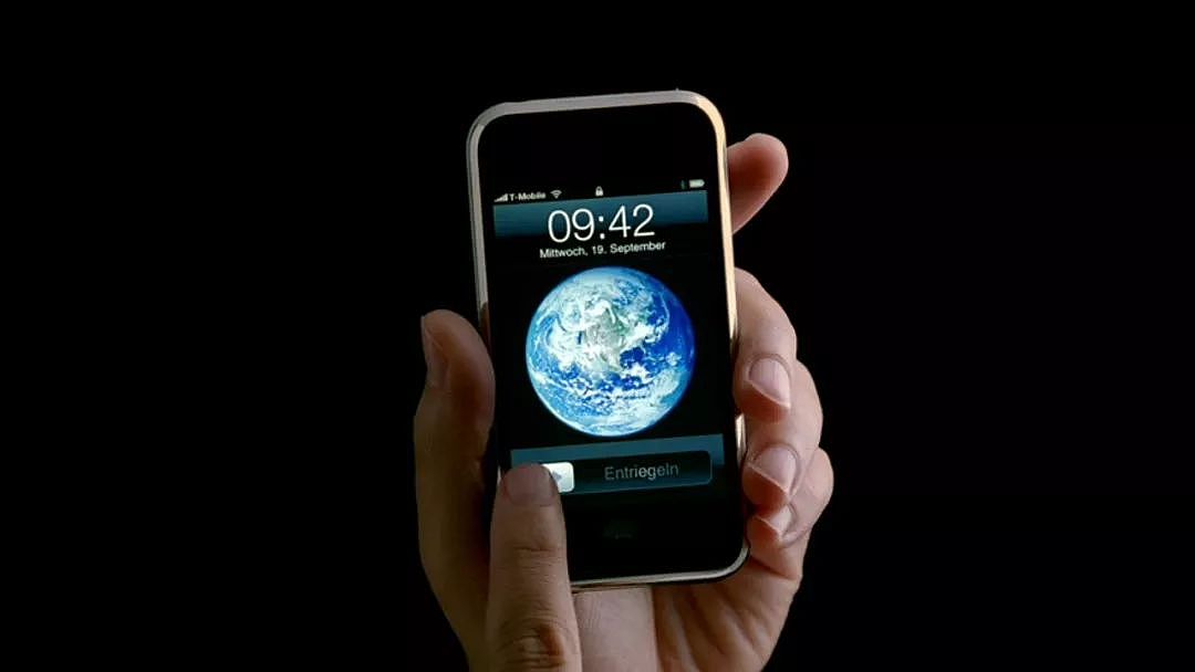 10 多年后，初代 iPhone 原型机的红色开发板终于公开了 - 3