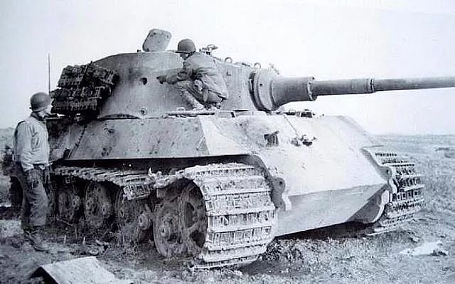 独孤求败，看二战中被摧毁的虎王坦克，很少正面击穿｜老照片 - 12
