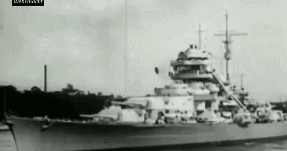 真实战列舰航母拍摄的俾斯麦号覆灭记！58年来依然是海战神作 - 14
