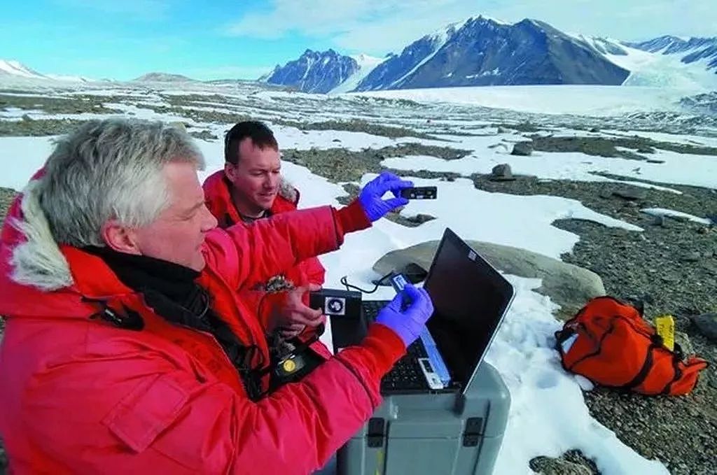 韩国在南极救中国科考队员，各国齐聚南极都在干些啥？｜军情晚报 - 4