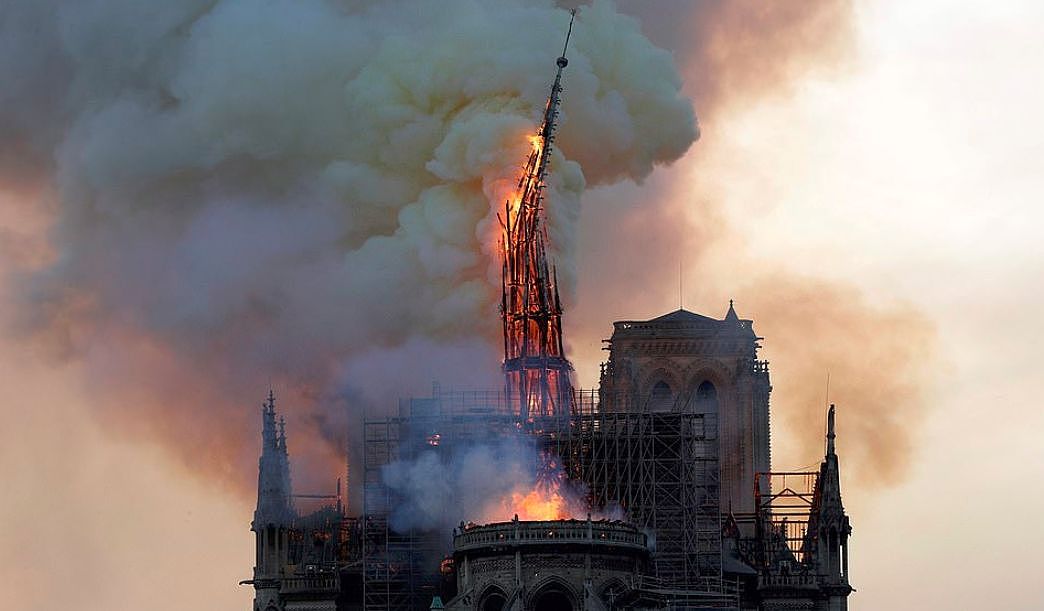 巴黎圣母院大火：有些风景，一旦错过便是永远。 - 2
