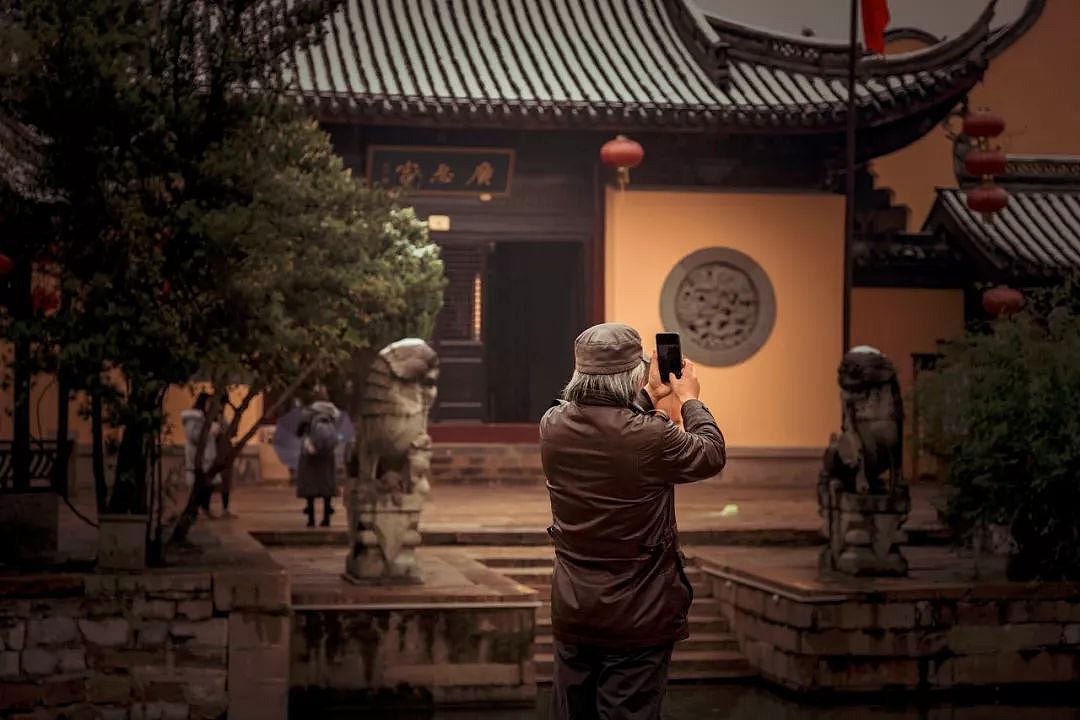 它是中国第一座被列入世界文化遗产的江南小镇，没有乌镇周庄盛名，竟是如此迷人！ - 28