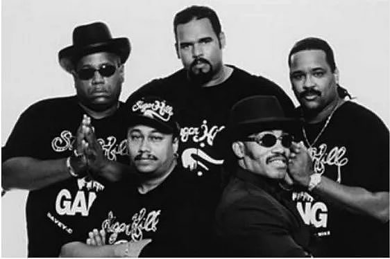 “嘻哈”是如何诞生的：从黑帮和贫民区中走出的底层文化 - 8