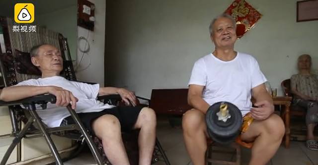 103岁的中国“肌肉爷爷”，健身到老可能就是这样的！ - 9