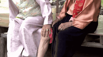 爱情最美的样子是什么？这对热恋76年的夫妻给出的答案感动无数人！ - 20