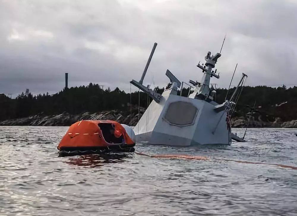 中国潜艇遇死亡断崖被救回，挪威战舰近海被撞沉，为啥差距这么大？ - 18