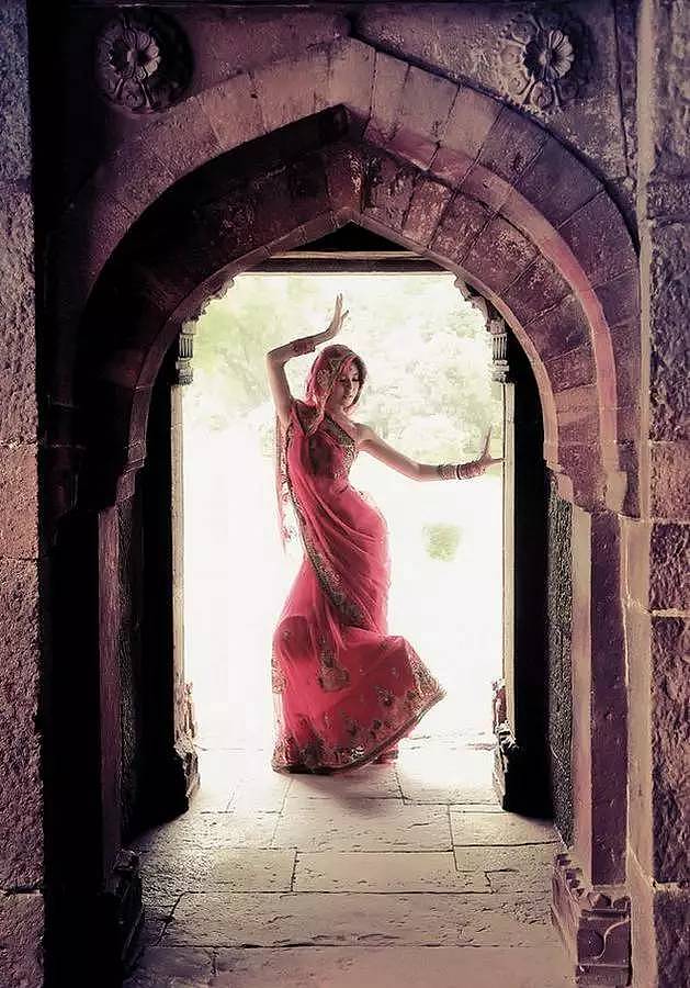 印度歌舞，摄人魂魄的美，惊艳了世界 - 9