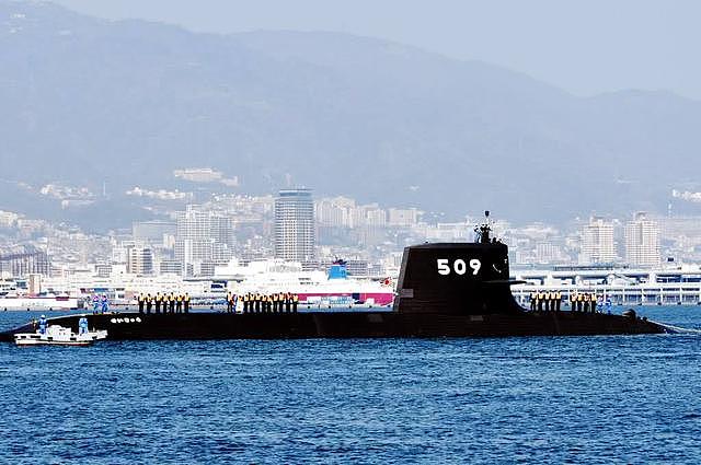 海自水下实力又增强：第9艘苍龙级潜艇交舰命名为青龙号