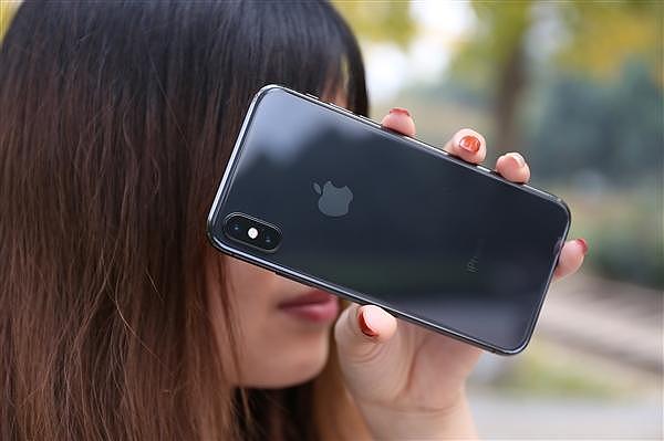 苹果宣传iPhone X：意外出现iOS11 BUG
