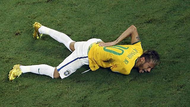 内马尔：巴西世界杯受伤后一周以泪洗面，职业生涯险些报销