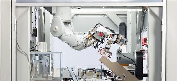 苹果公布新款回收机器人：每小时拆200部iPhone