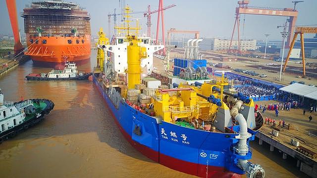 基建狂魔新利器：中国挖泥船居然上核动力，造岛神器大自然搬运工