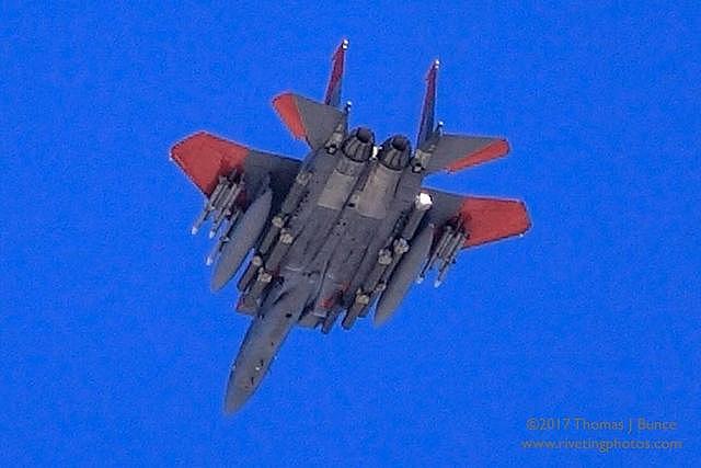 F-15机翼外侧挂架之谜 迟到了许多年的完全体