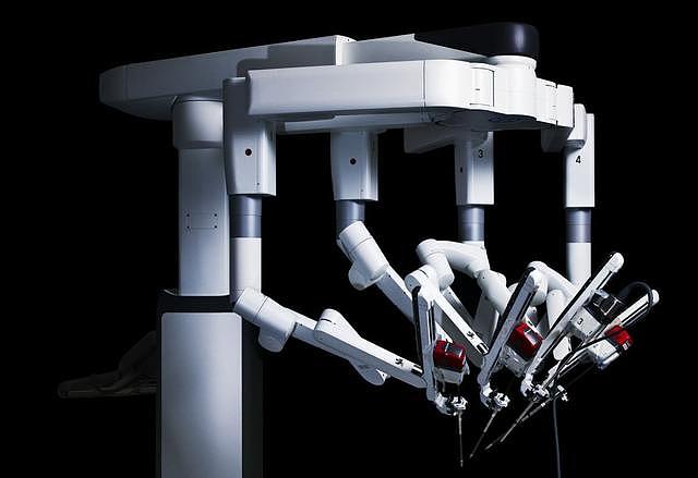 市值近400亿美元，Intuitive的手术机器人已铺满美国顶尖医院