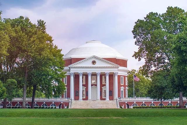 「University of Virginia」录取率极低的弗吉尼亚大学，学术制度是不是特别严格？