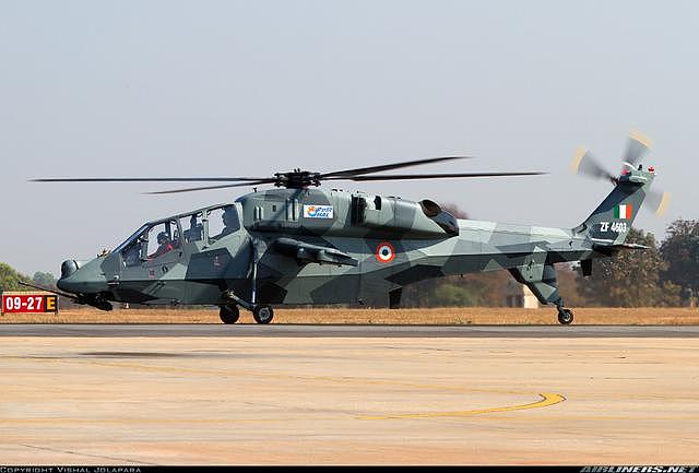 阿帕奇武装直升机进入印度时代，美军自己也要得向印度购买机身