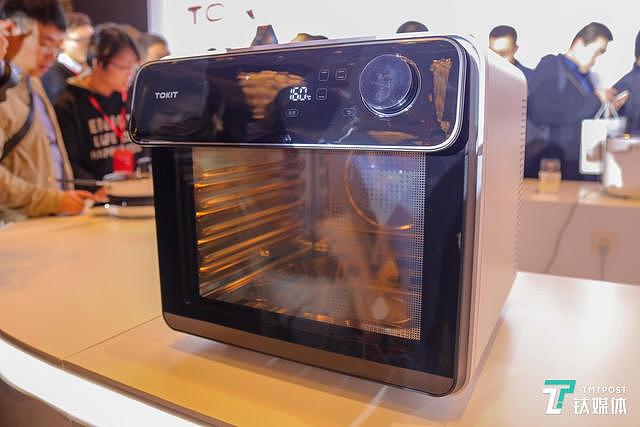 小米生态链再推新品牌TOKIT，首发智能电烤箱主打厨房“轻时代” | 钛快讯