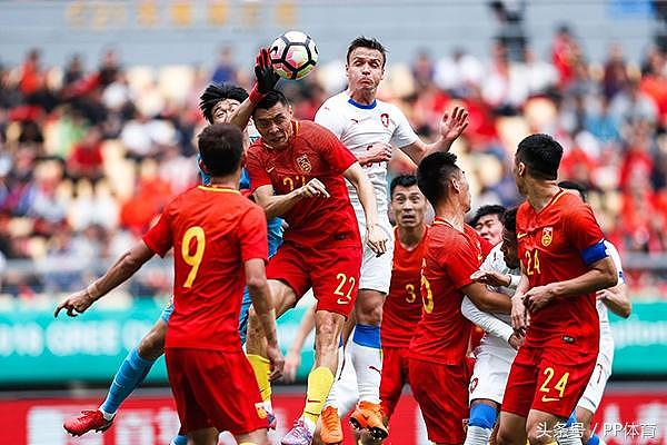赛点：连续惨败之后，中国足球依旧要“向前看”