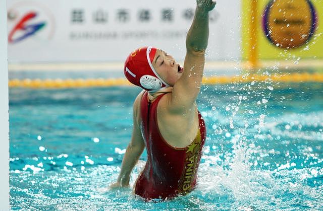 女水世界联赛总决赛中国不敌荷兰小组第3 八强战PK加拿大