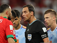 世界杯1/8决赛判罚解读：西班牙爆冷出局，执法尺度引争议